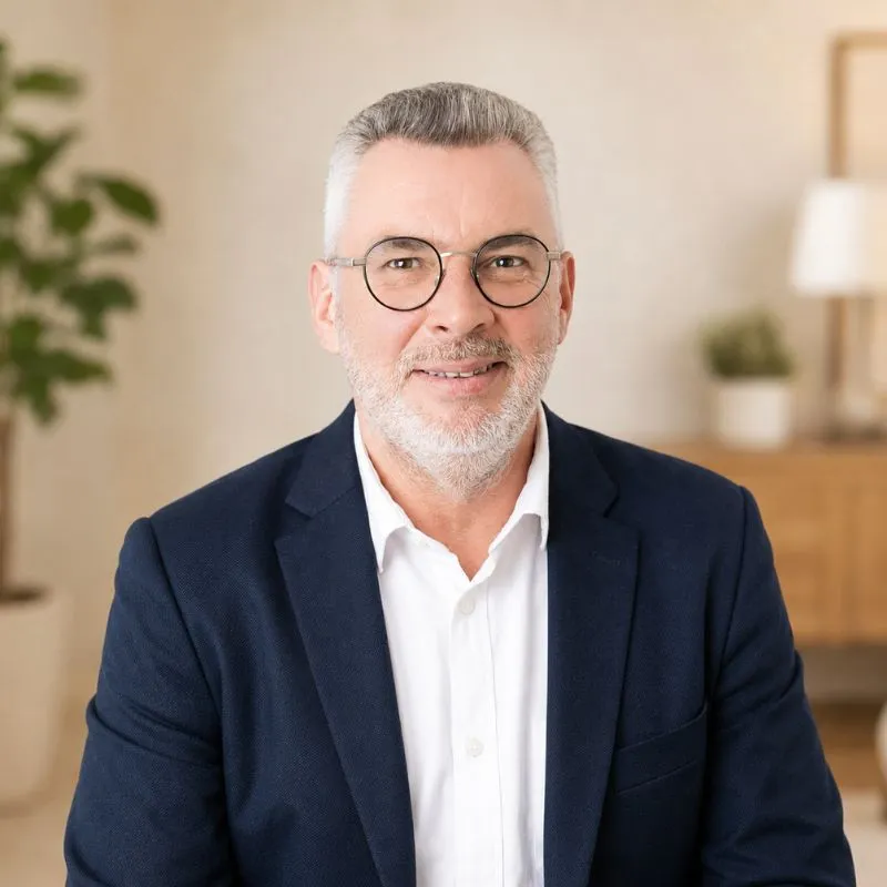 Portrait Franck Gallois Conseiller immobilier Salles et Val de l'Eyre